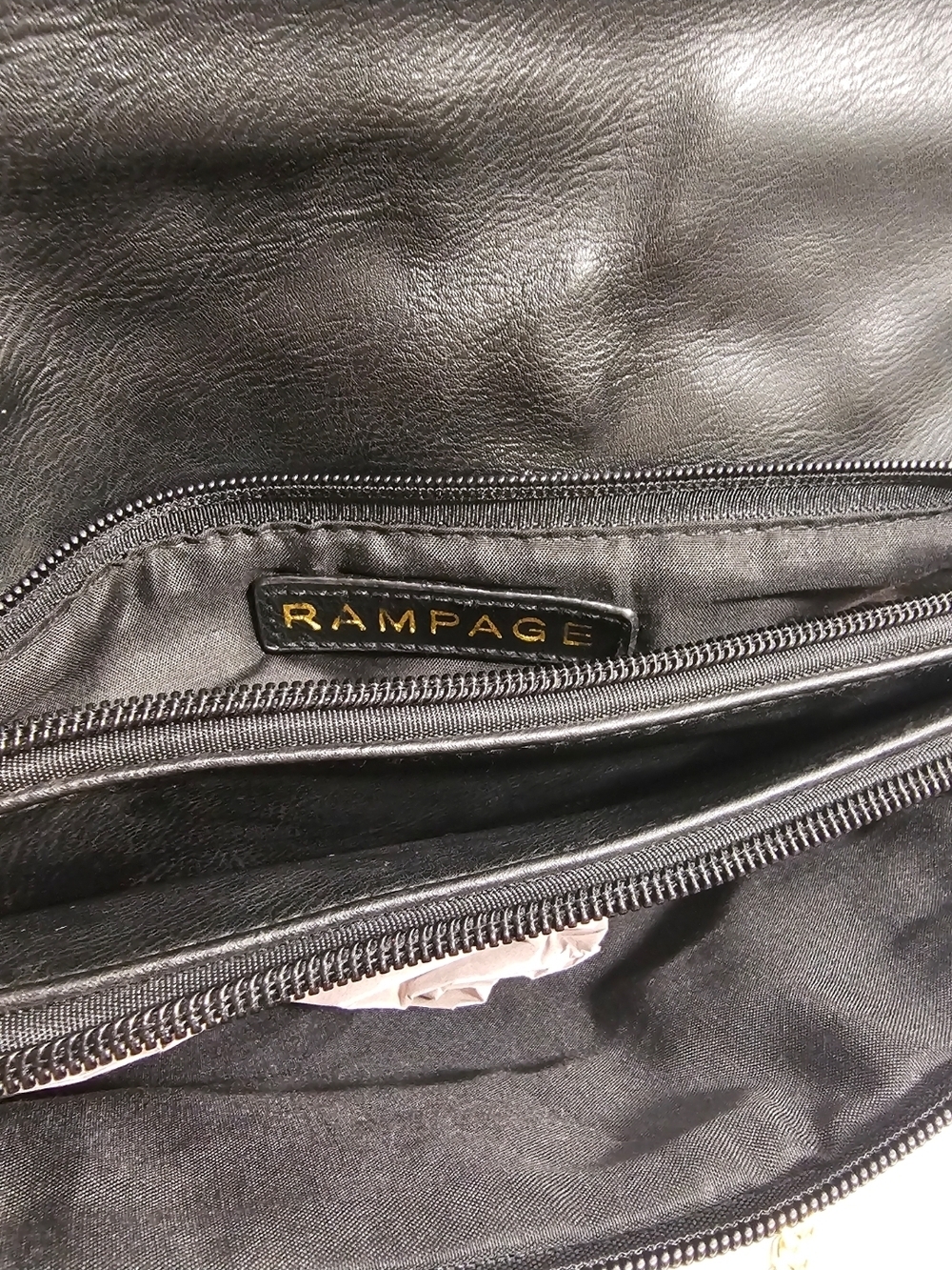 NWT Rampage Black Chevron Quilted Double Zip Crossbody Bag Gold Chain - Picture 5 of 5